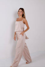 Load image into Gallery viewer, ODESSA SET WITH PEARLS